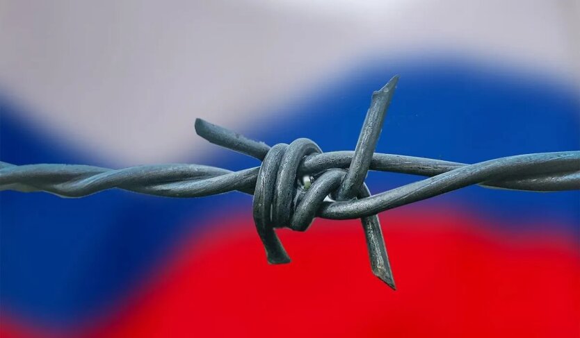 Foreign Affairs: Напівзаходи в санкціях затягнули війну в Україні на роки